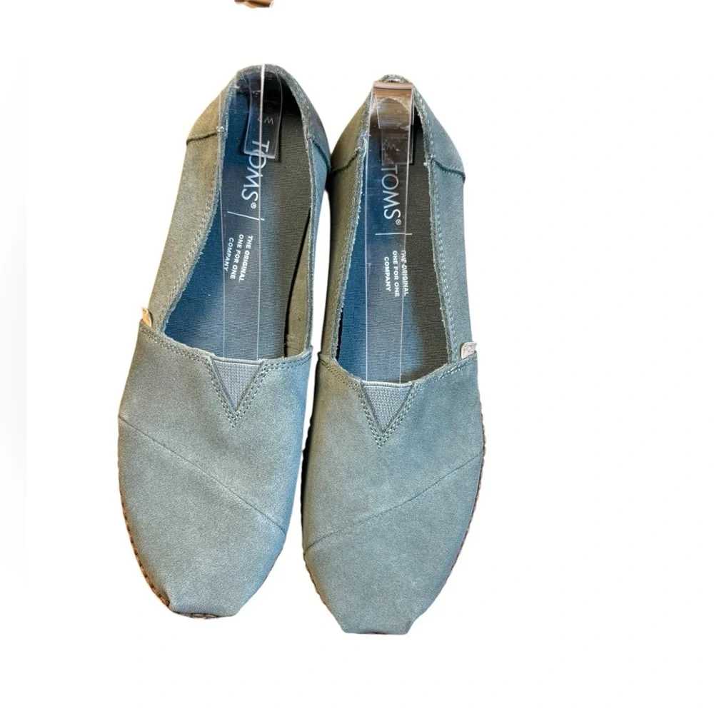 NWOB Tom’s Alparagata Sage Green Suede Wrap Espadriille Ladies Size 7